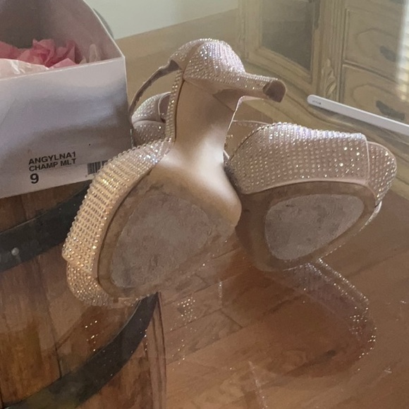 Steve Madden women size 9 Angylyna Champagne Mlt color - Picture 5 of 11